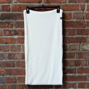 Foulard Infini ivoire — Close-up
