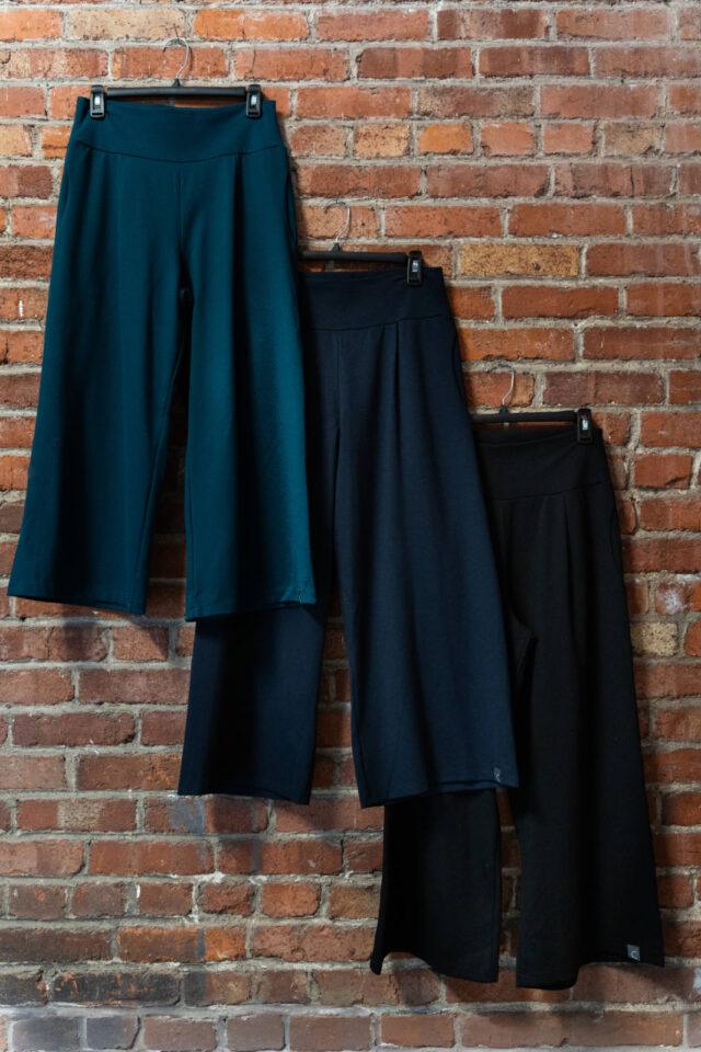 Pantalons Dorado — Close-up